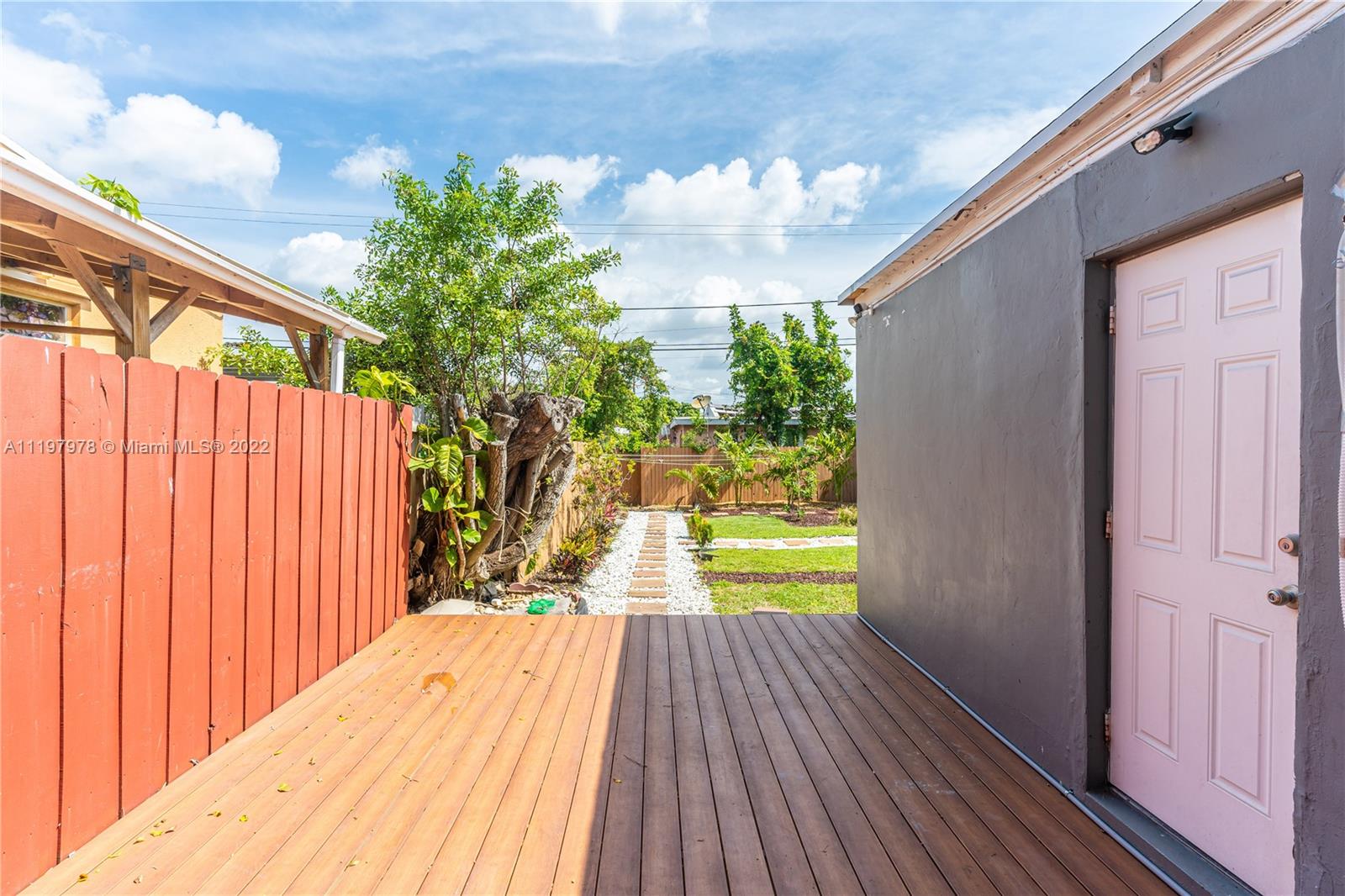 2123 Funston Street Hollywood, FL 33020 - Photo 17 of 30