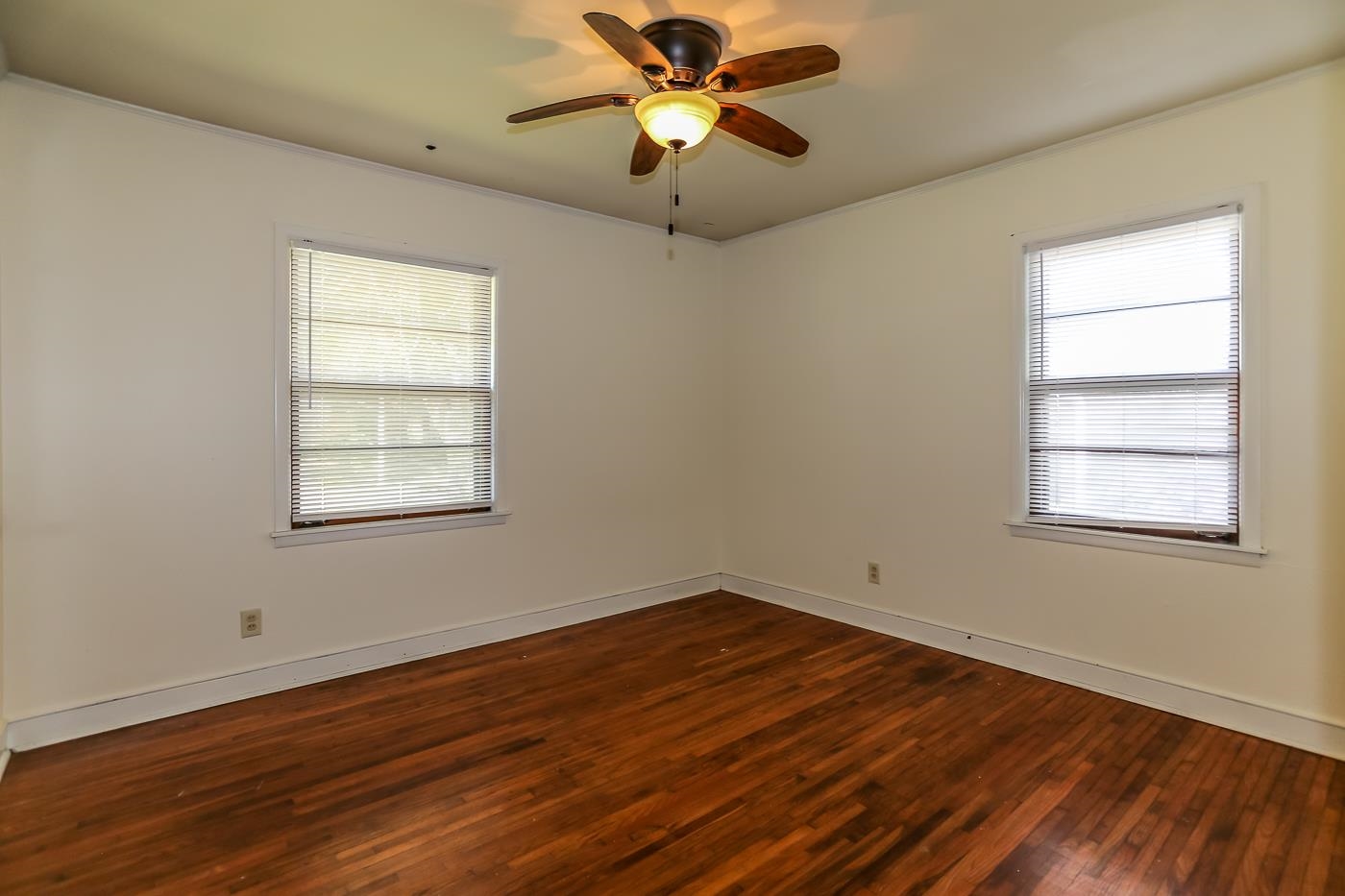 4705 Owen Road Memphis, TN 38122 - Photo 11 of 18 a view of a room with wooden floor and a window