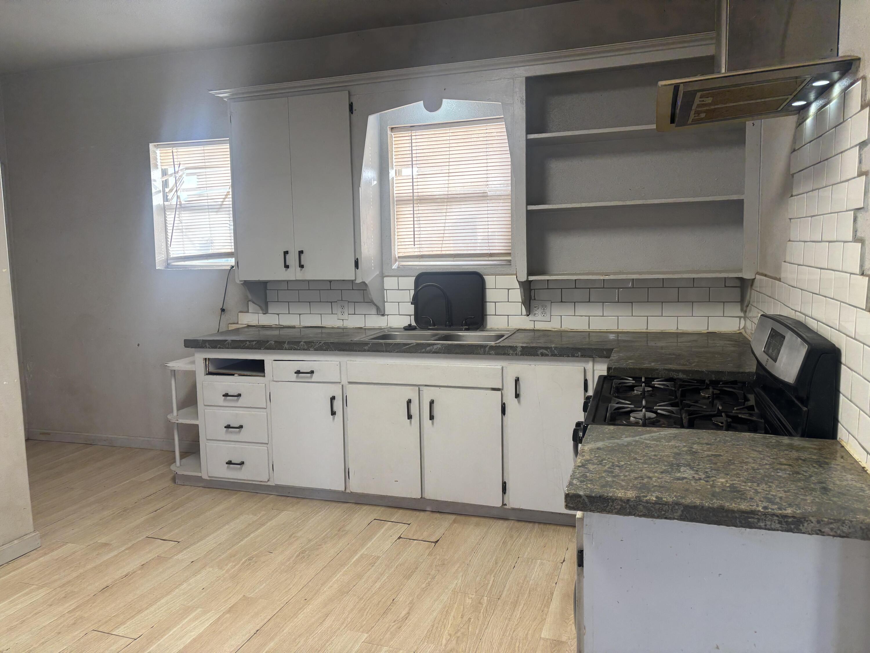 7328 26th Street Lubbock, TX 79407 - Photo 4 of 16 IMG_9604