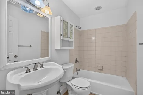 $1,267,000 | 750 North George Mason Drive, Arlington, VA 22203