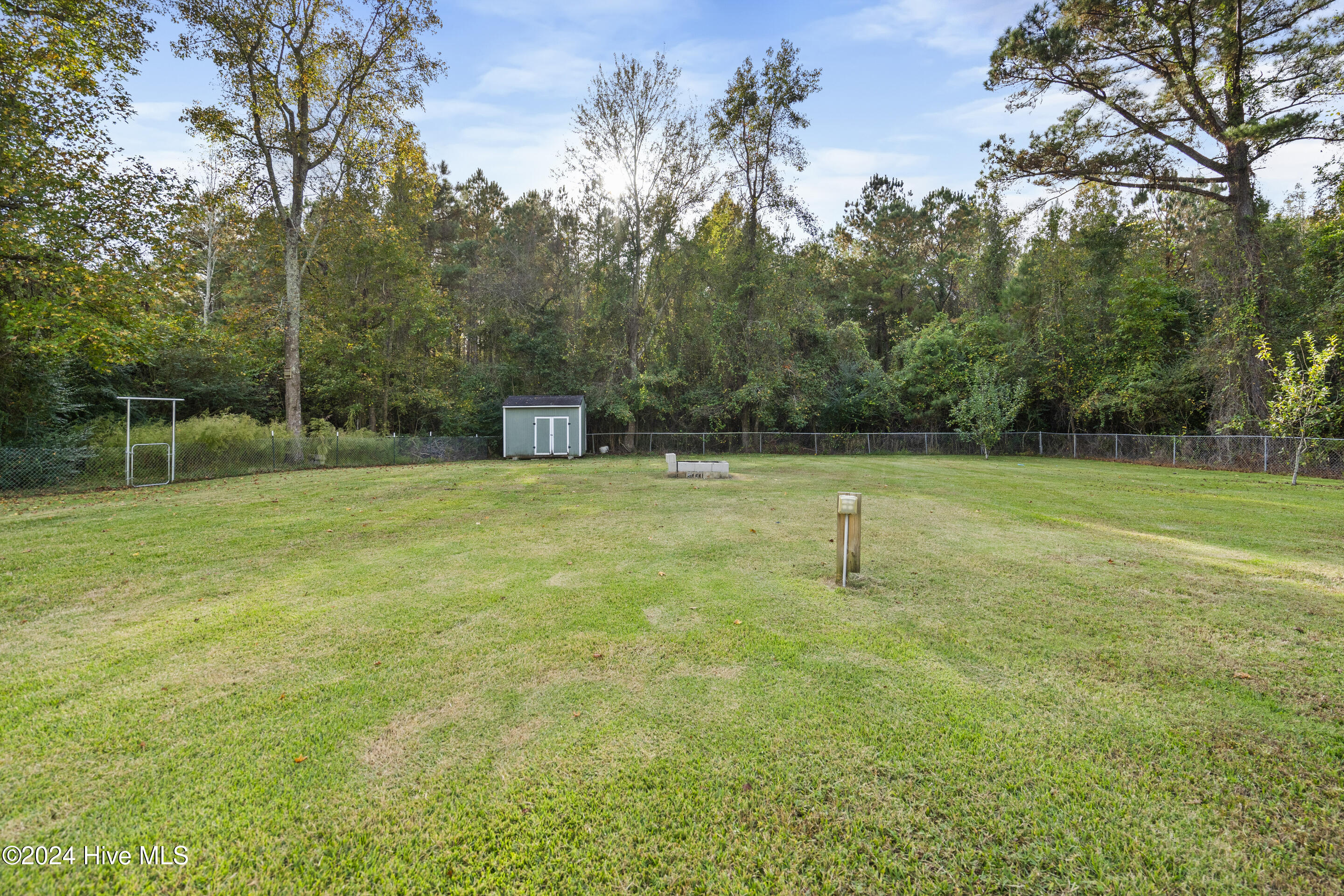 195 Meadowview Road Jacksonville, NC 28540 - Photo 35 of 43 mls-DSC09835