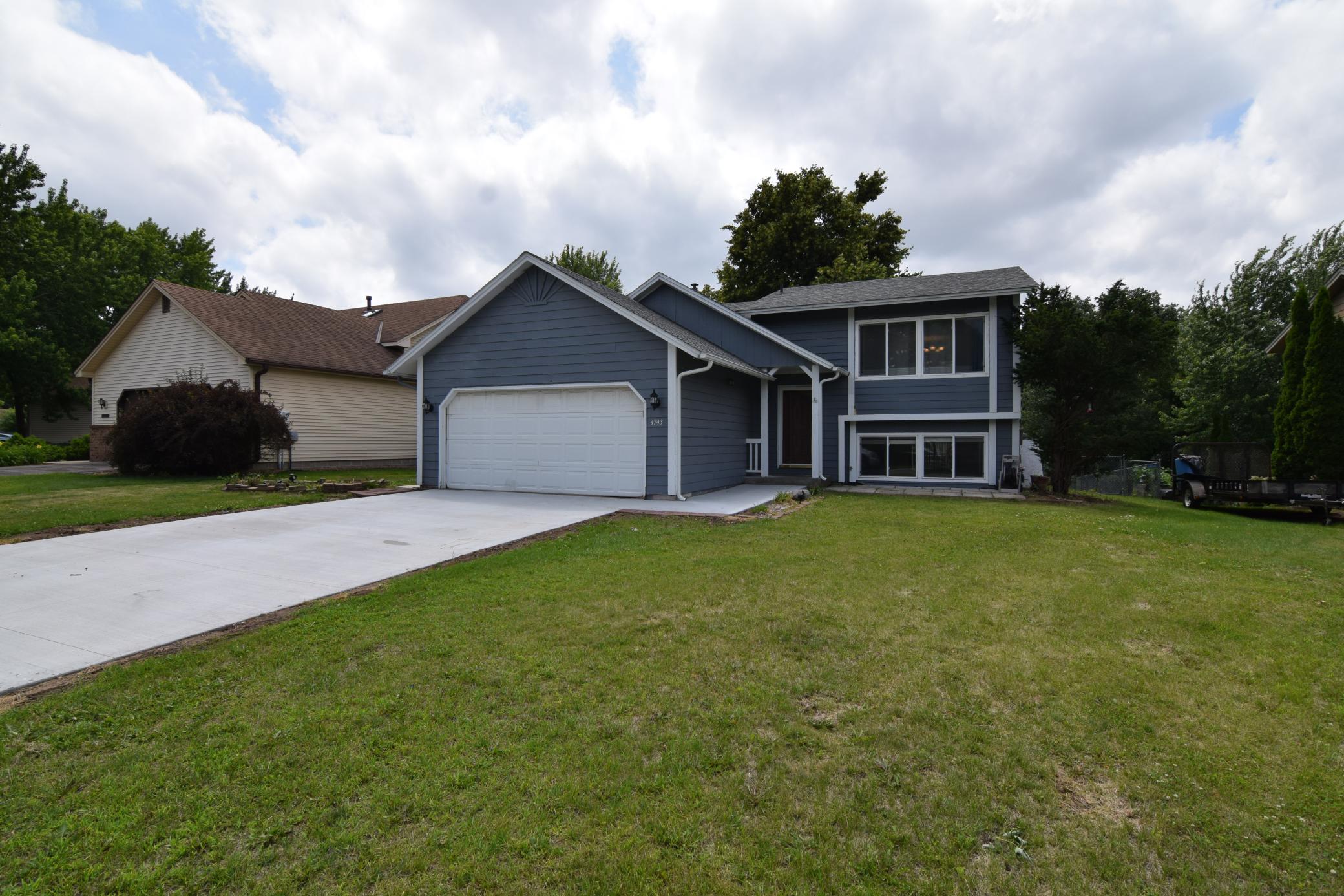 4743 Ridge Wind Trail Eagan, MN 55122 - Photo 2 of 23