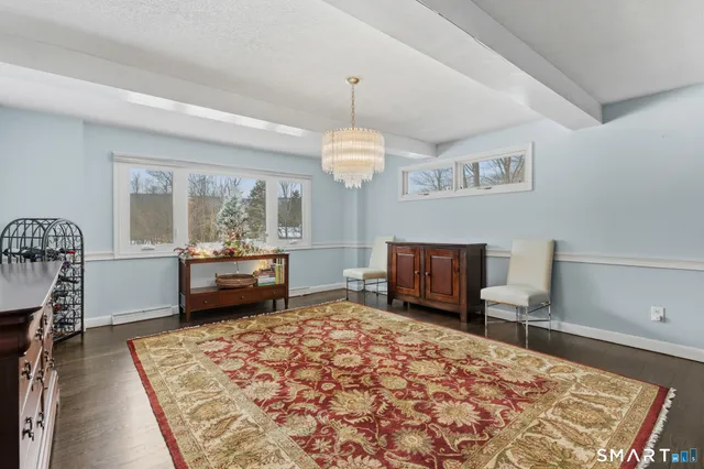 $800,000 | 324 Old Farms Road, Simsbury, CT 06070