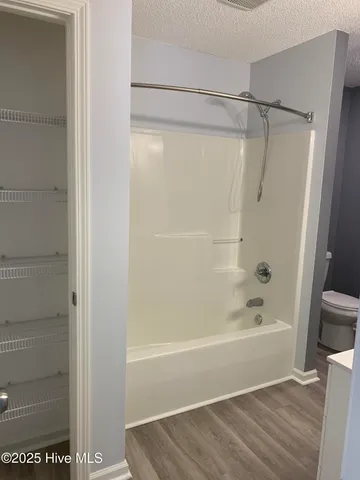 $1,675 | 4142 Breezewood Drive, Unit 201, Wilmington, NC 28412