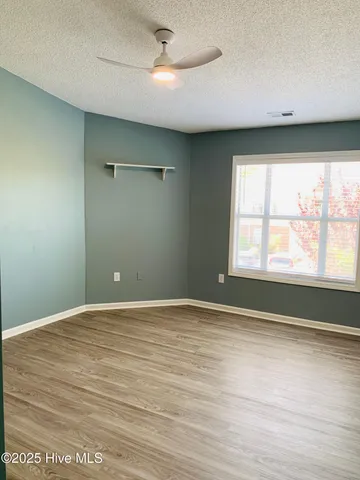 $1,675 | 4142 Breezewood Drive, Unit 201, Wilmington, NC 28412