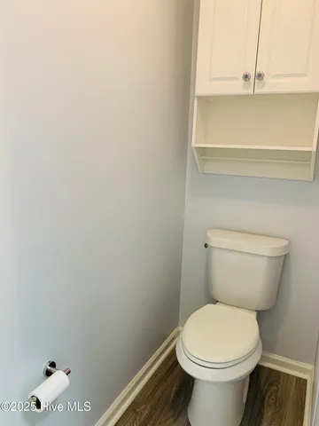 $1,675 | 4142 Breezewood Drive, Unit 201, Wilmington, NC 28412