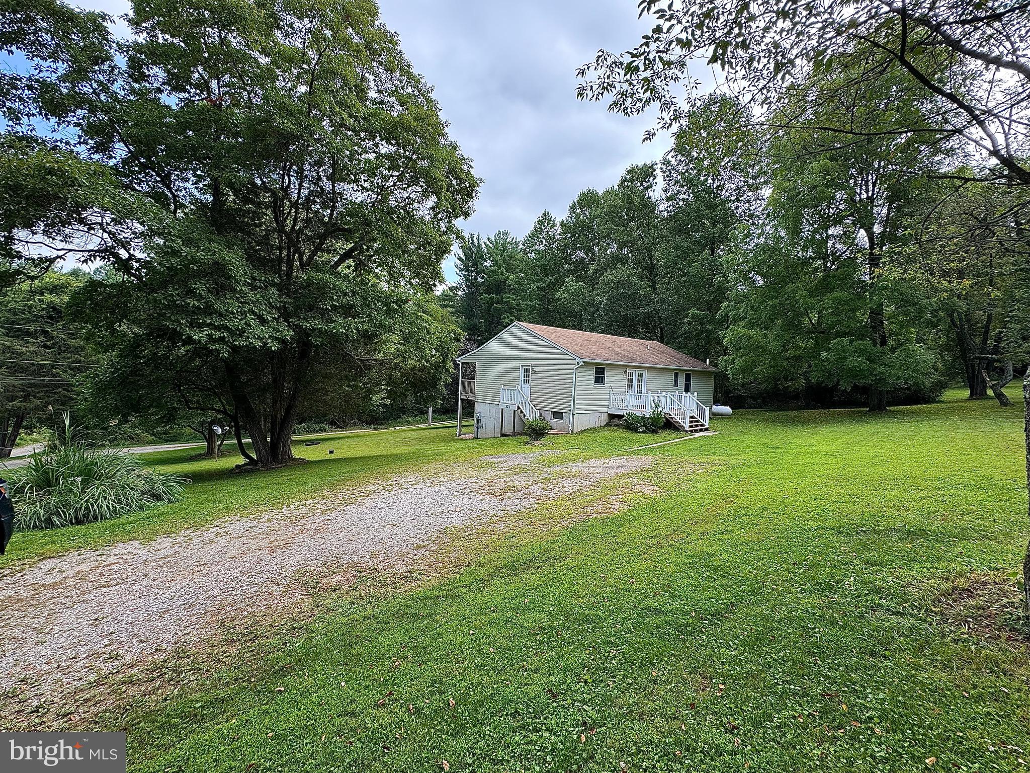 303 Valley View Road Delta, PA 17314 - Photo 3 of 36 Gallery Image 3