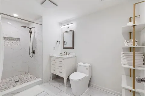 $880,000 | 4290 Canterbury Walk Drive, Duluth, GA 30097