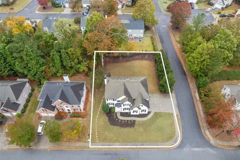 $880,000 | 4290 Canterbury Walk Drive, Duluth, GA 30097