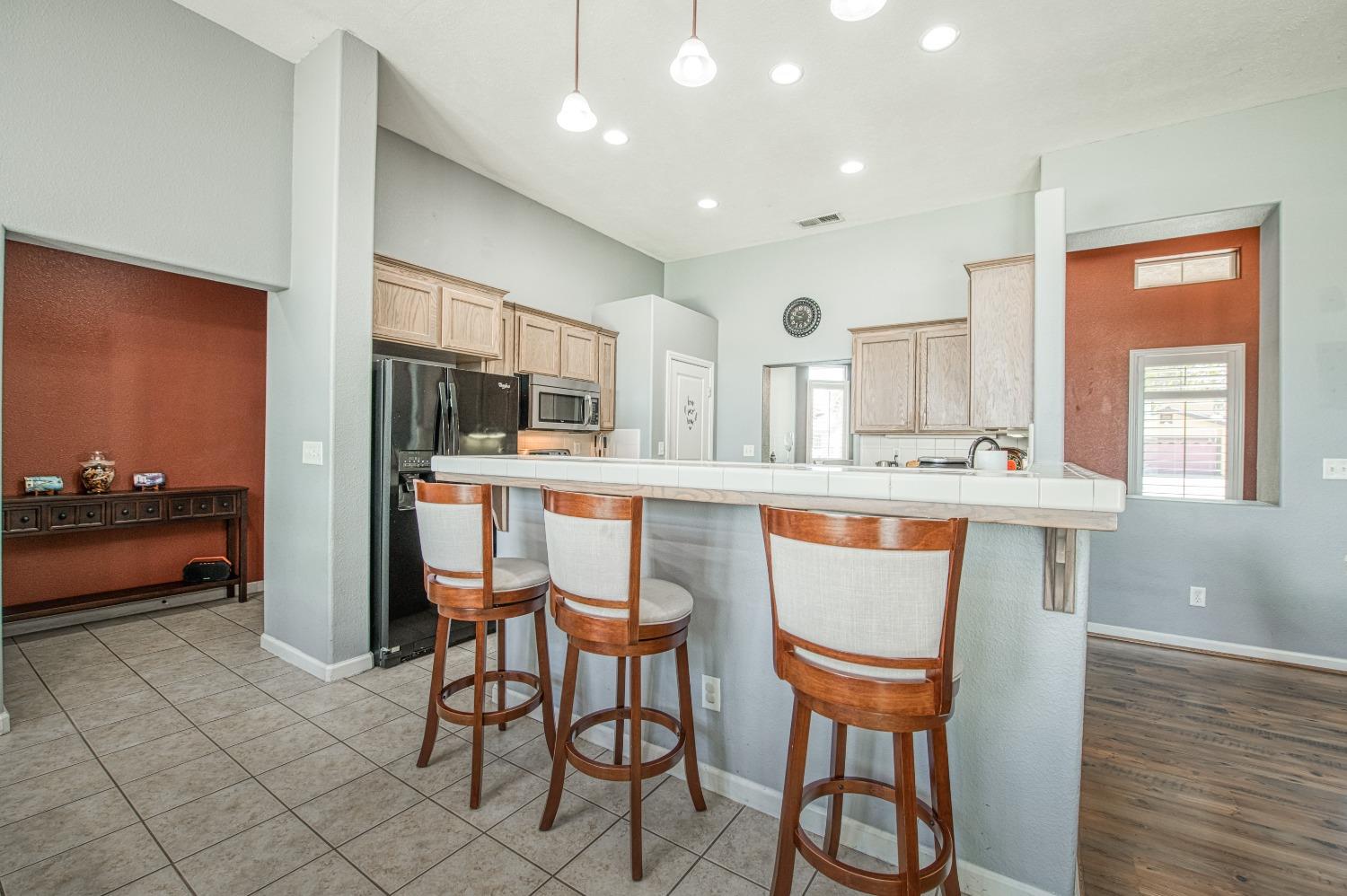 2184 East Duff Avenue Reedley, CA 93654 - Photo 11 of 52 Gallery Image 11