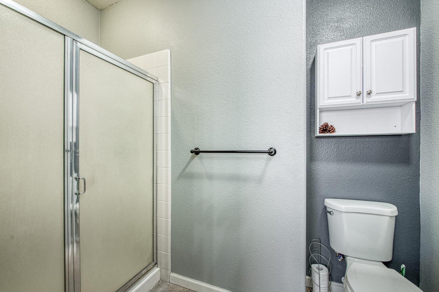 2184 East Duff Avenue Reedley, CA 93654 - Photo 28 of 52 Gallery Image 28