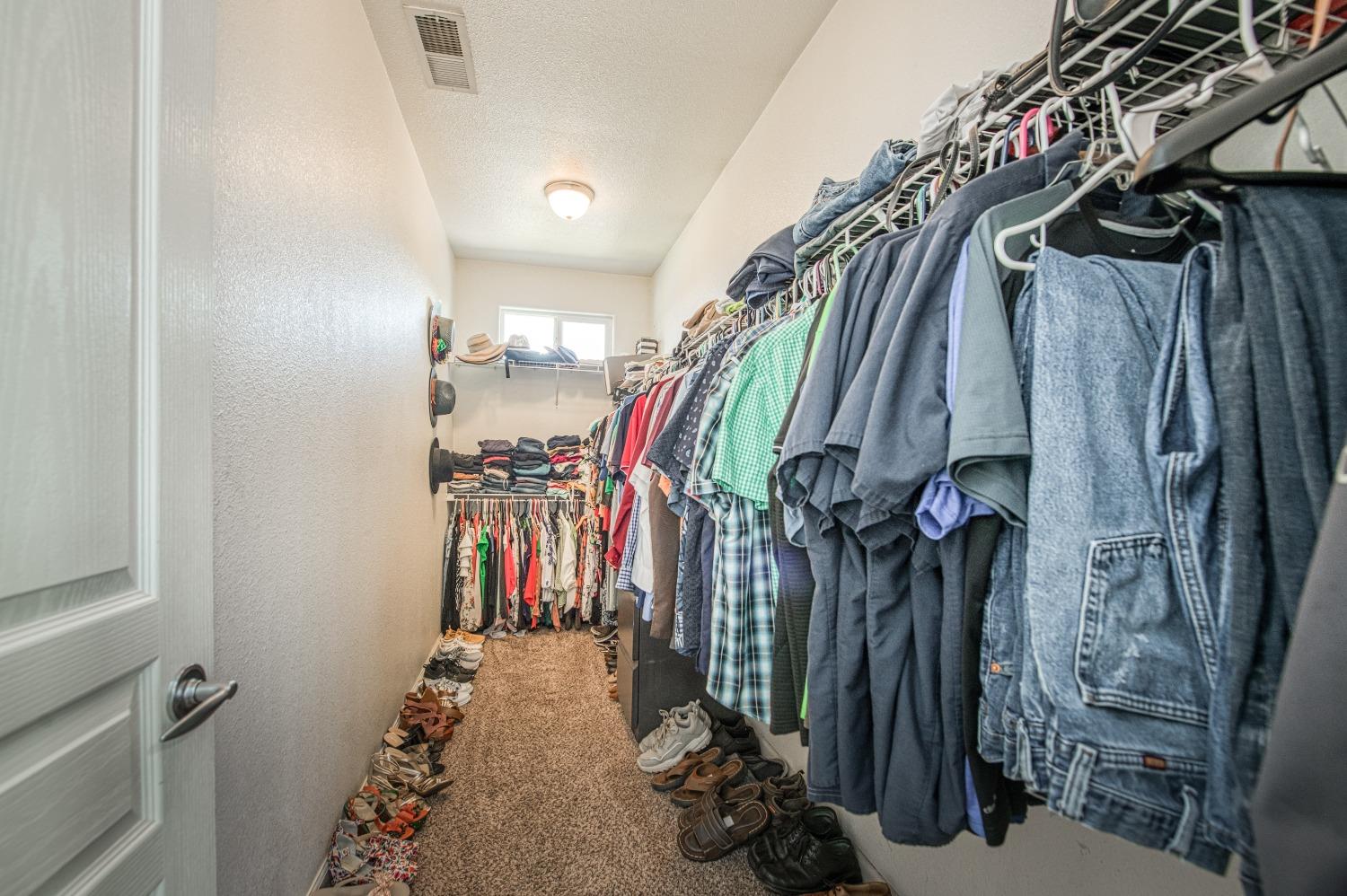 2184 East Duff Avenue Reedley, CA 93654 - Photo 29 of 52 Gallery Image 29