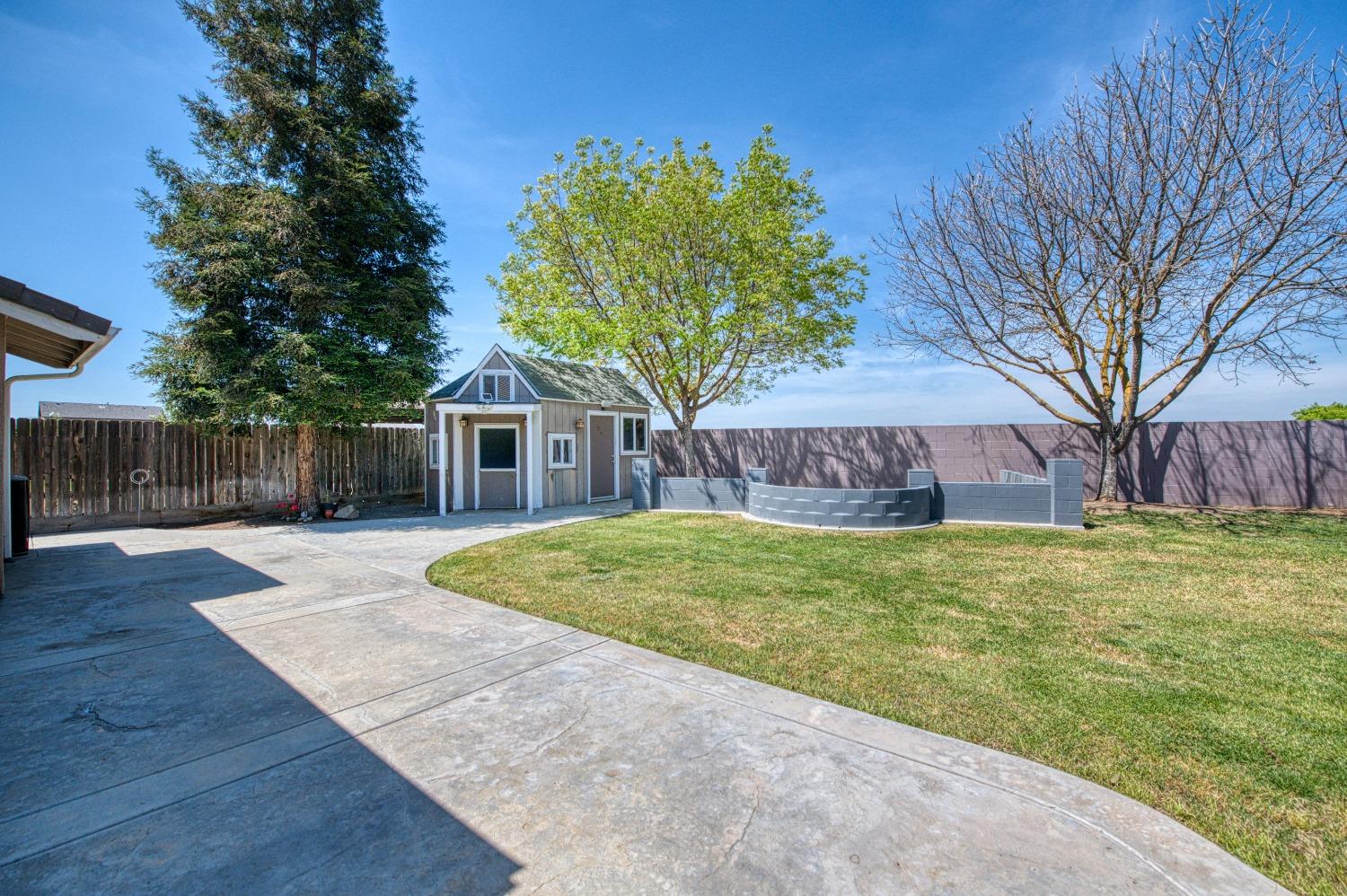 2184 East Duff Avenue Reedley, CA 93654 - Photo 31 of 52 Gallery Image 31