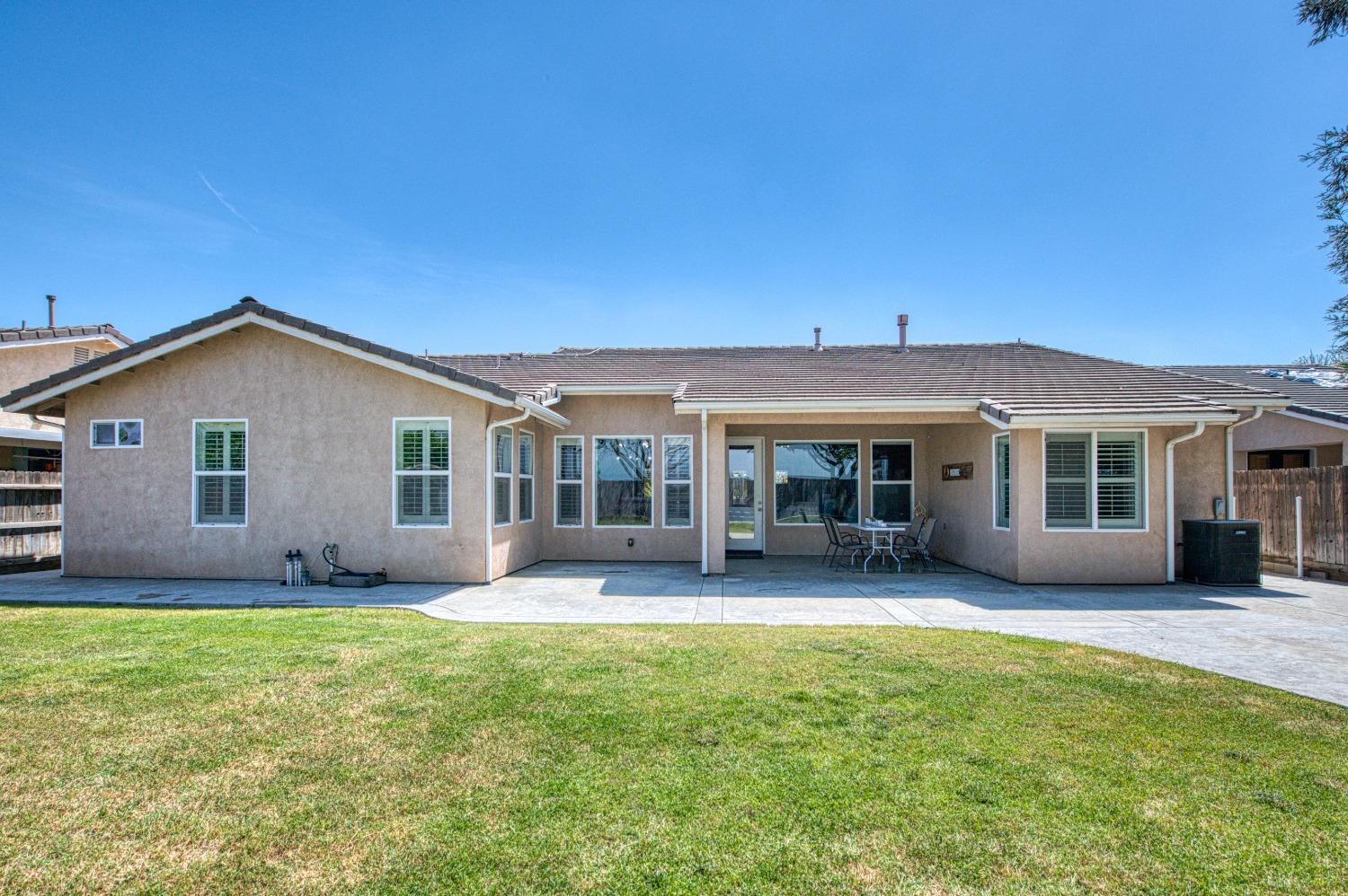 2184 East Duff Avenue Reedley, CA 93654 - Photo 41 of 52 Gallery Image 41