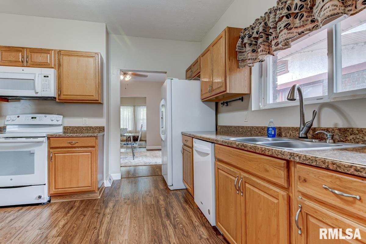 2021 South 5th Street Springfield, IL 62703 - Photo 14 of 35