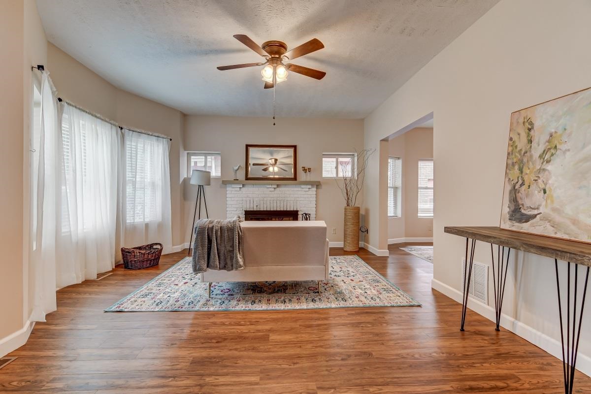 2021 South 5th Street Springfield, IL 62703 - Photo 5 of 35