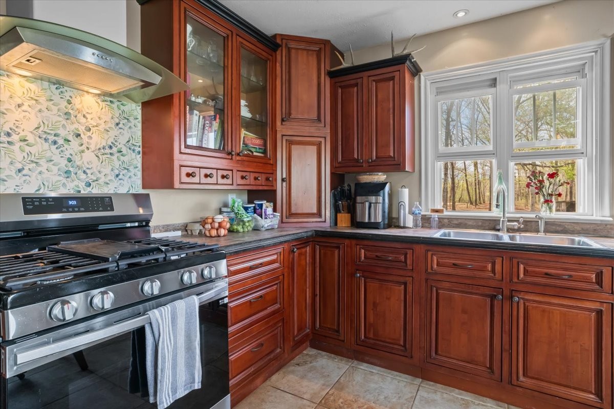 2038 Jack Saunders Road Waverly, TN 37185 - Photo 12 of 63