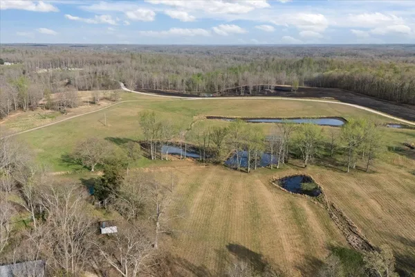 $765,000 | 2038 Jack Saunders Road, Waverly, TN 37185