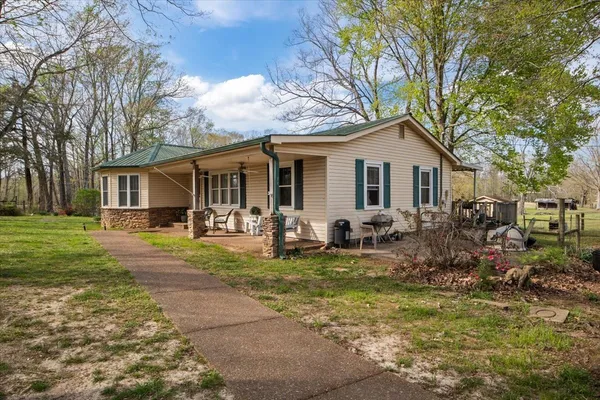 $765,000 | 2038 Jack Saunders Road, Waverly, TN 37185
