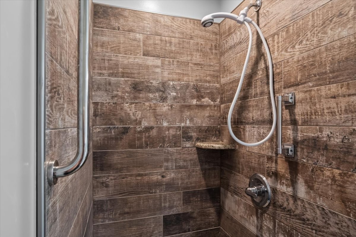 2038 Jack Saunders Road Waverly, TN 37185 - Photo 43 of 63