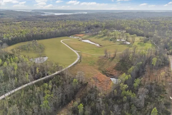 $765,000 | 2038 Jack Saunders Road, Waverly, TN 37185