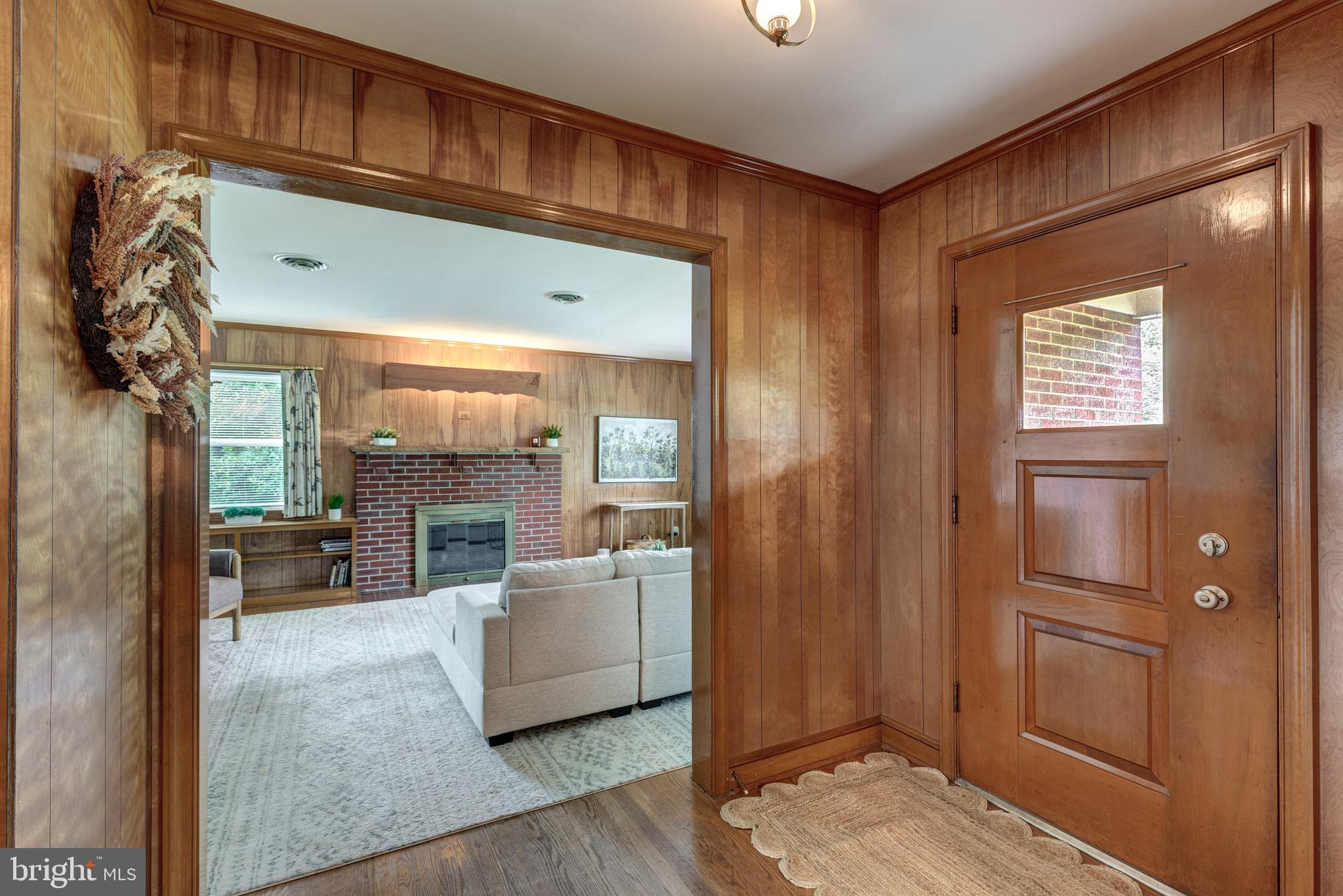 18017 Muncaster Road Derwood, MD 20855 - Photo 8 of 149 Gallery Image 8