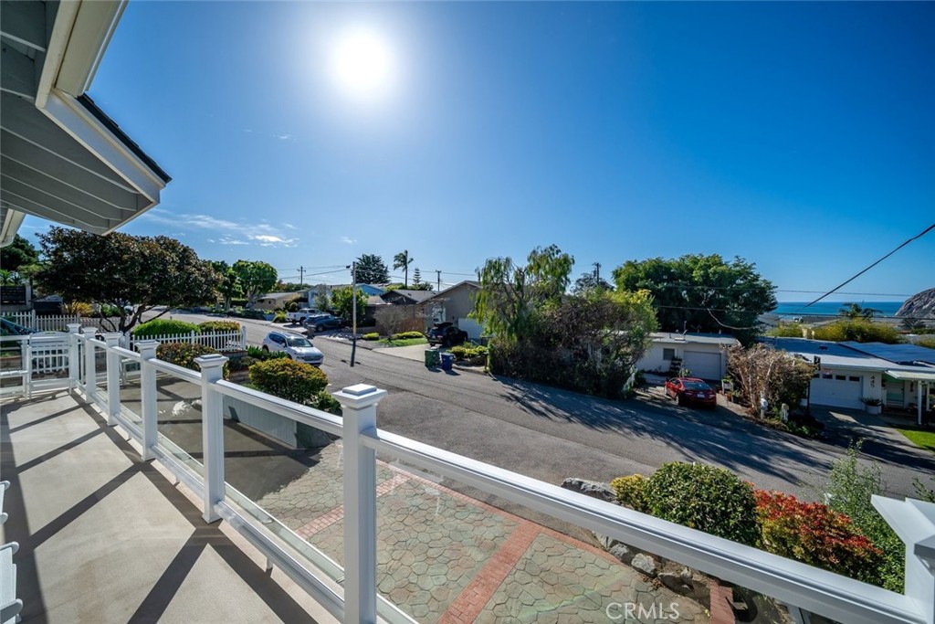 444 Kings Avenue Morro Bay, CA 93442 - Photo 11 of 74