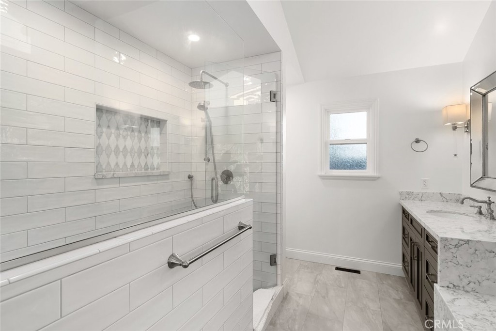 444 Kings Avenue Morro Bay, CA 93442 - Photo 44 of 74