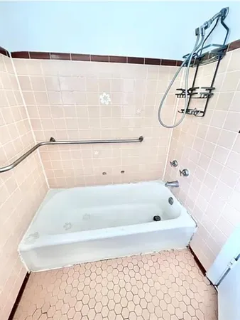 $825 | 109 Vandenburg Drive, Unit A, Denison, TX 75020