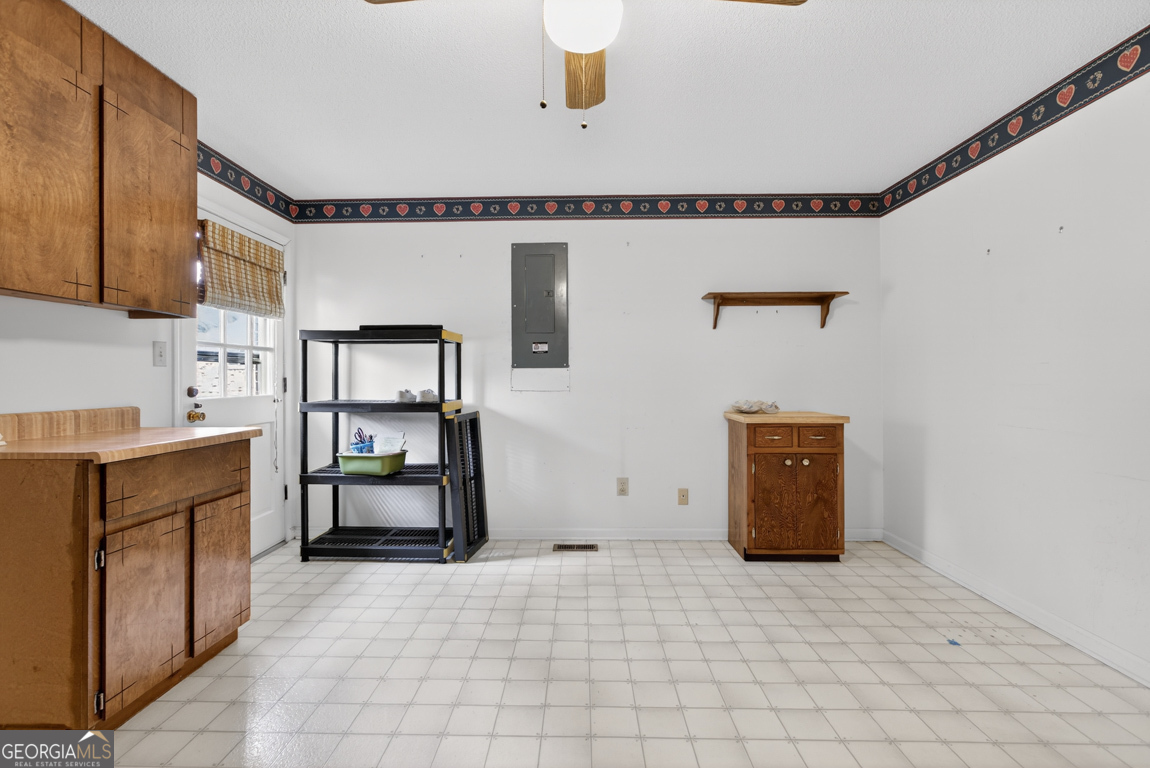 3369 Sandy Circle Macon, GA 31216 - Photo 45 of 65 a view of kitchen