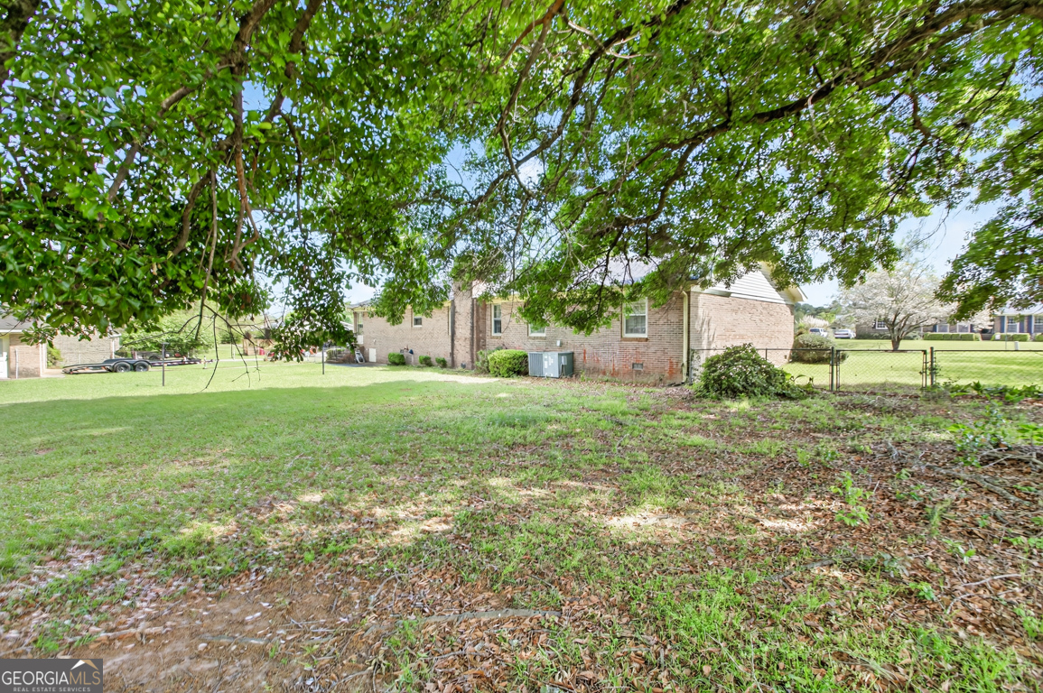 3369 Sandy Circle Macon, GA 31216 - Photo 55 of 65 a view of yard with tree s