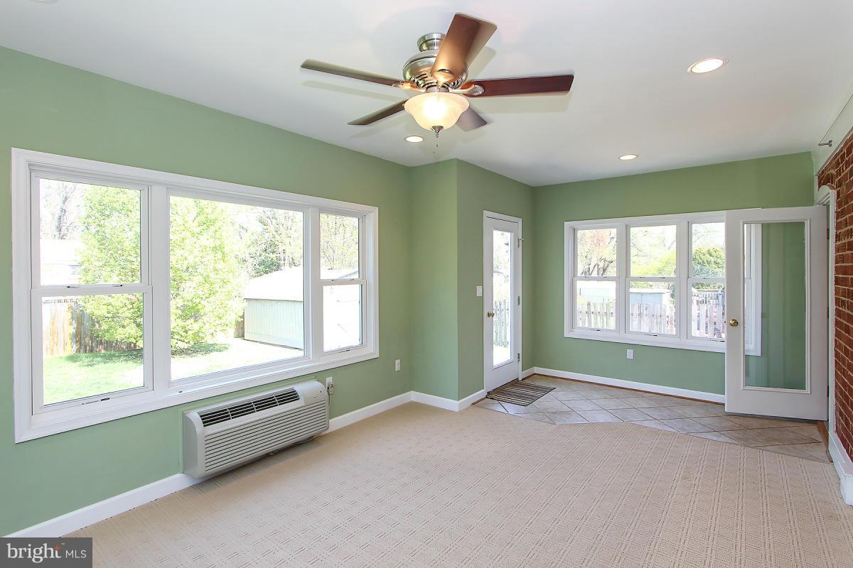 4713 Oxbow Road Rockville, MD 20852 - Photo 15 of 30 Family Room