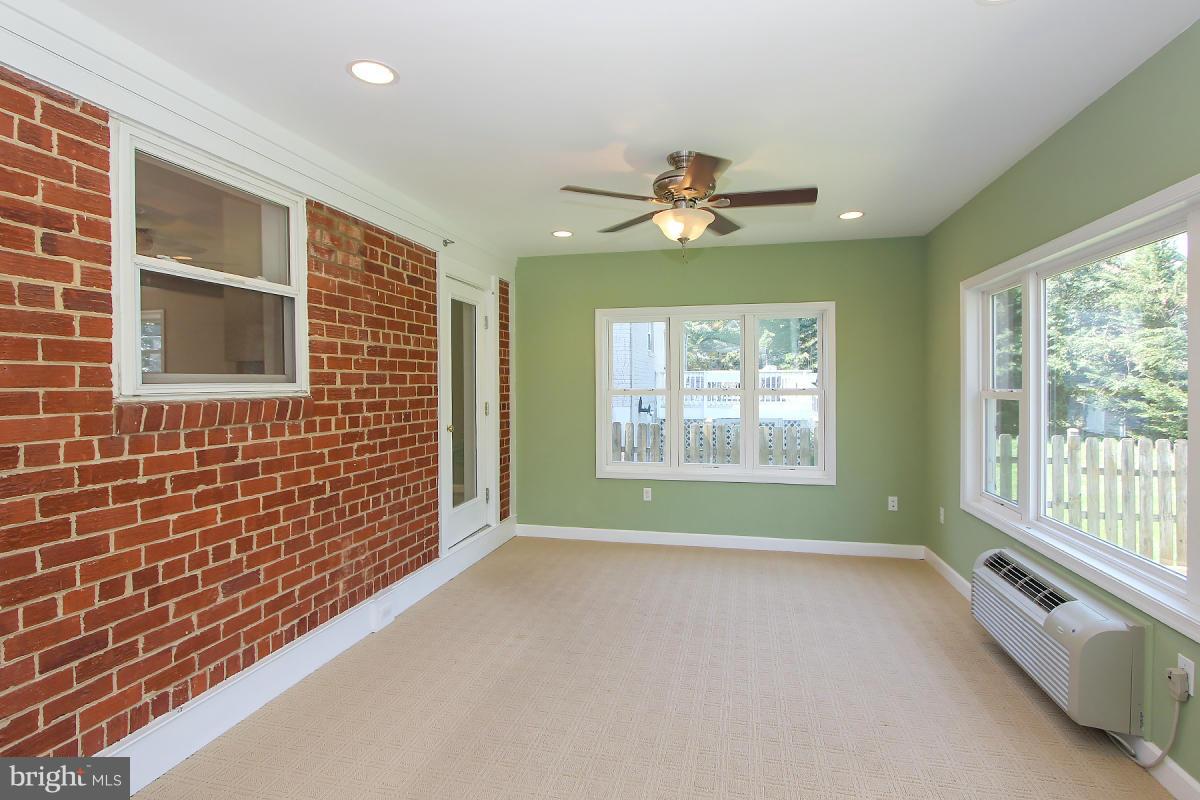 4713 Oxbow Road Rockville, MD 20852 - Photo 17 of 30 Family Room