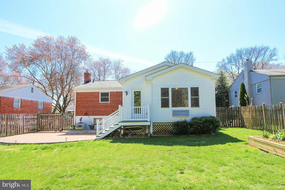 4713 Oxbow Road Rockville, MD 20852 - Photo 30 of 30 Exterior (Rear)