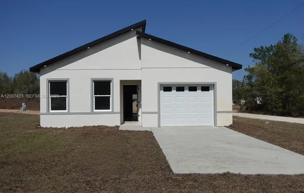 $1,800 | 14659 Southwest 22nd Place, Ocala, FL 34481