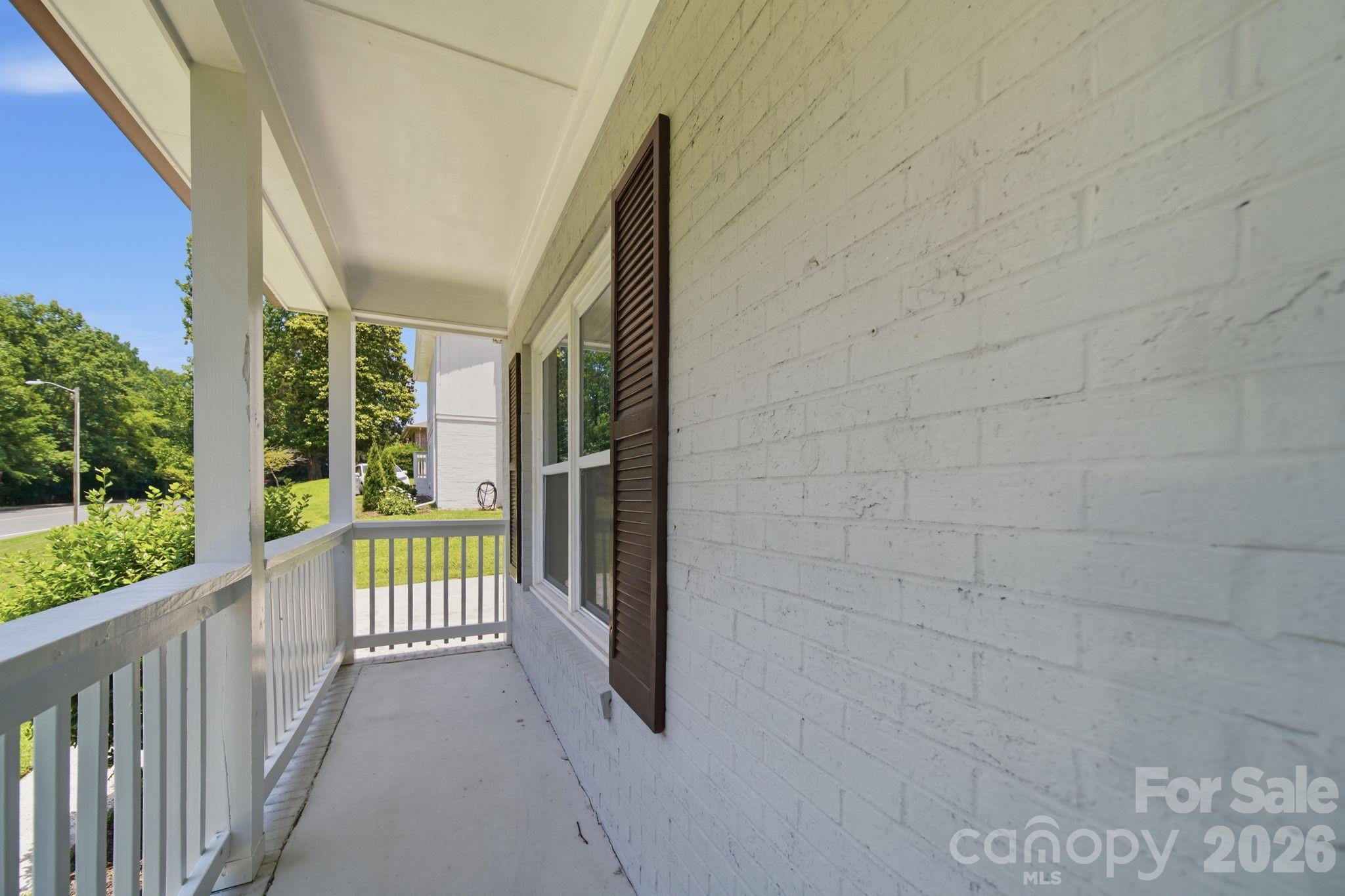 6319 Thermal Road Charlotte, NC 28211 - Photo 2 of 41