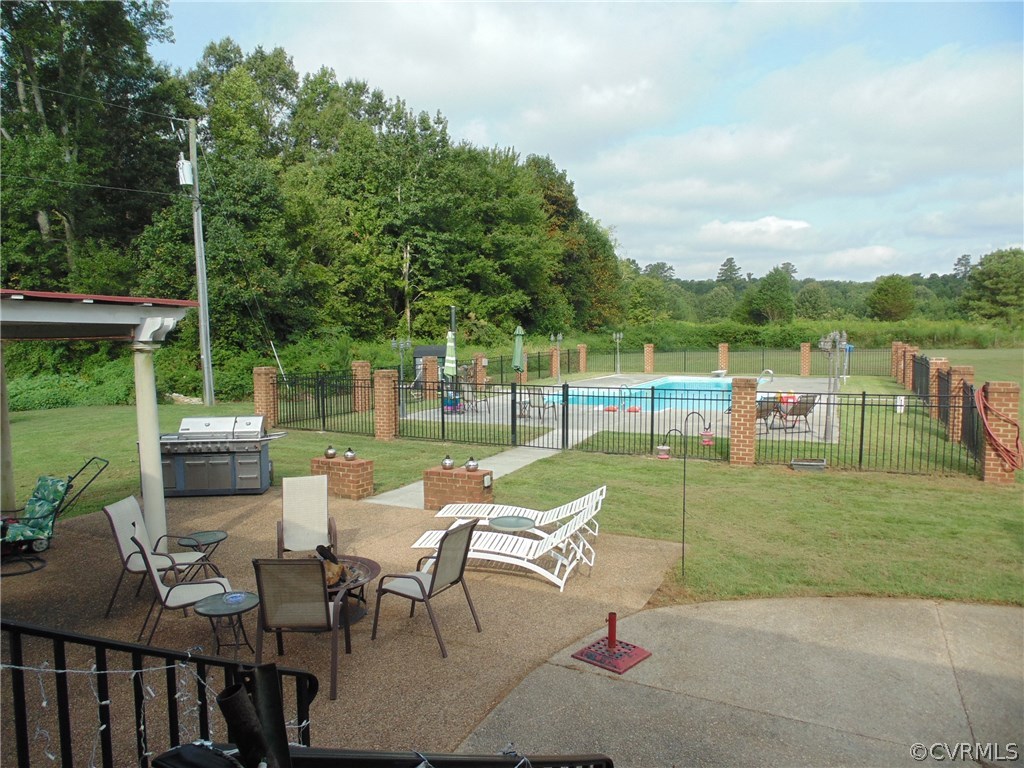 237 Moorefield Road West Point, VA 23181 - Photo 7 of 41 Gallery Image 7