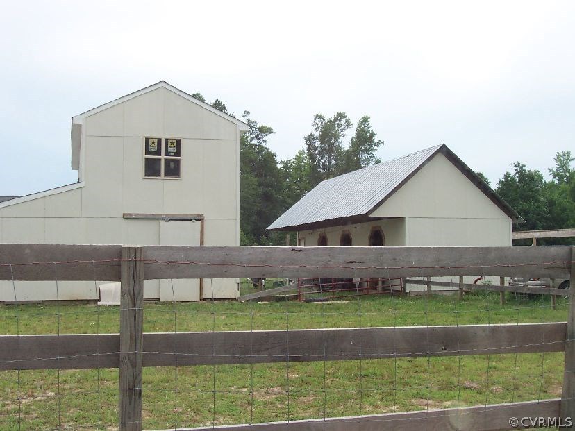 237 Moorefield Road West Point, VA 23181 - Photo 9 of 41 Gallery Image 9
