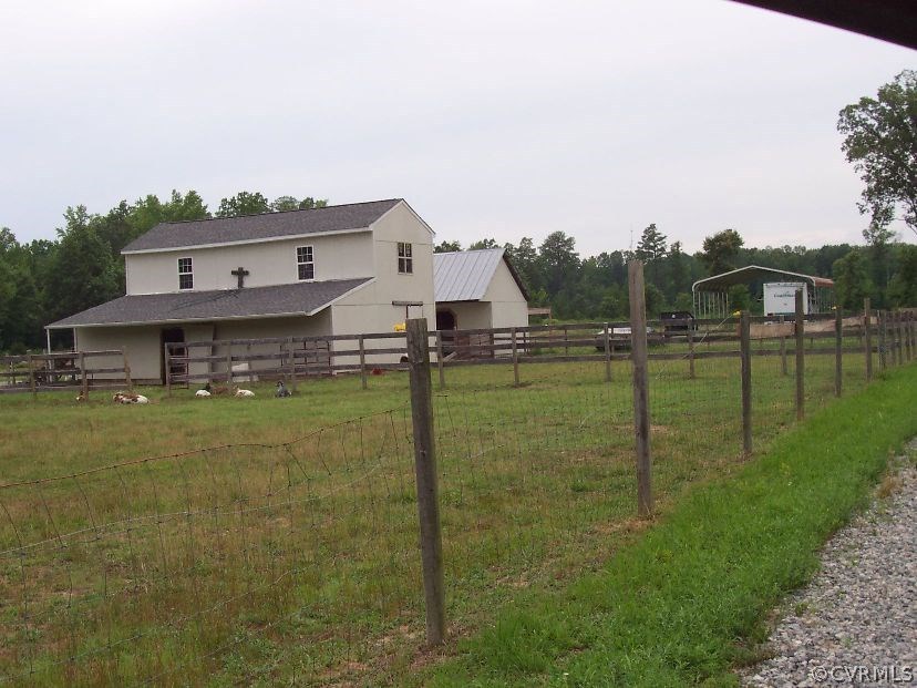 237 Moorefield Road West Point, VA 23181 - Photo 10 of 41 Gallery Image 10