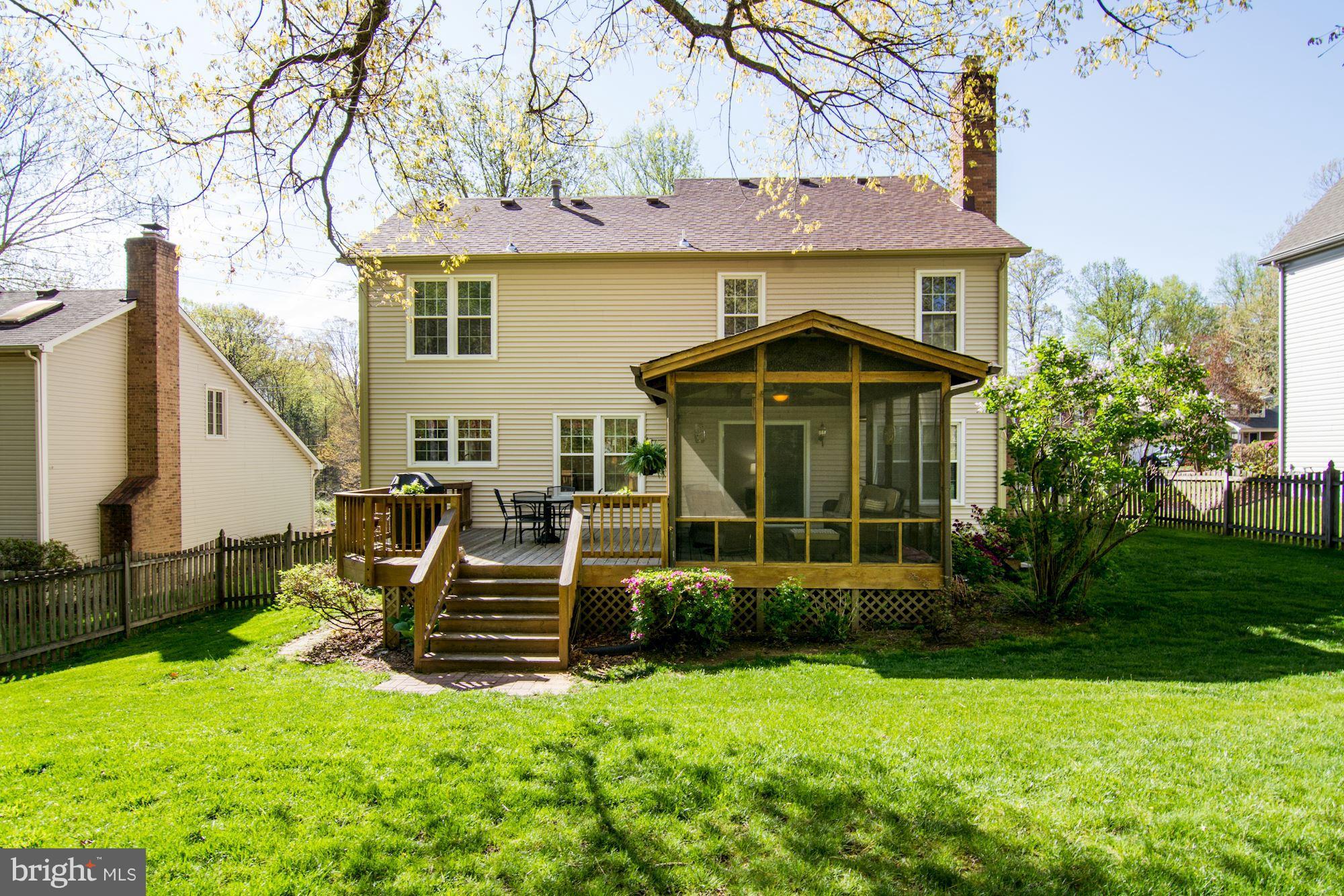 9504 Retriever Road Burke, VA 22015 - Photo 25 of 30 Exterior (Rear)