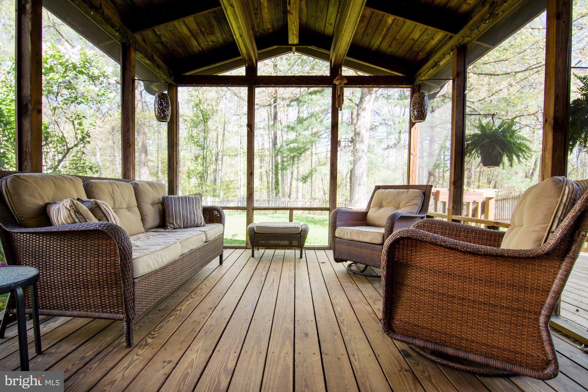 9504 Retriever Road Burke, VA 22015 - Photo 28 of 30 Screened Porch