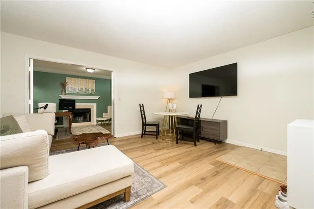 $200,000 | 127 Lablanc Way Northwest, Atlanta, GA 30327