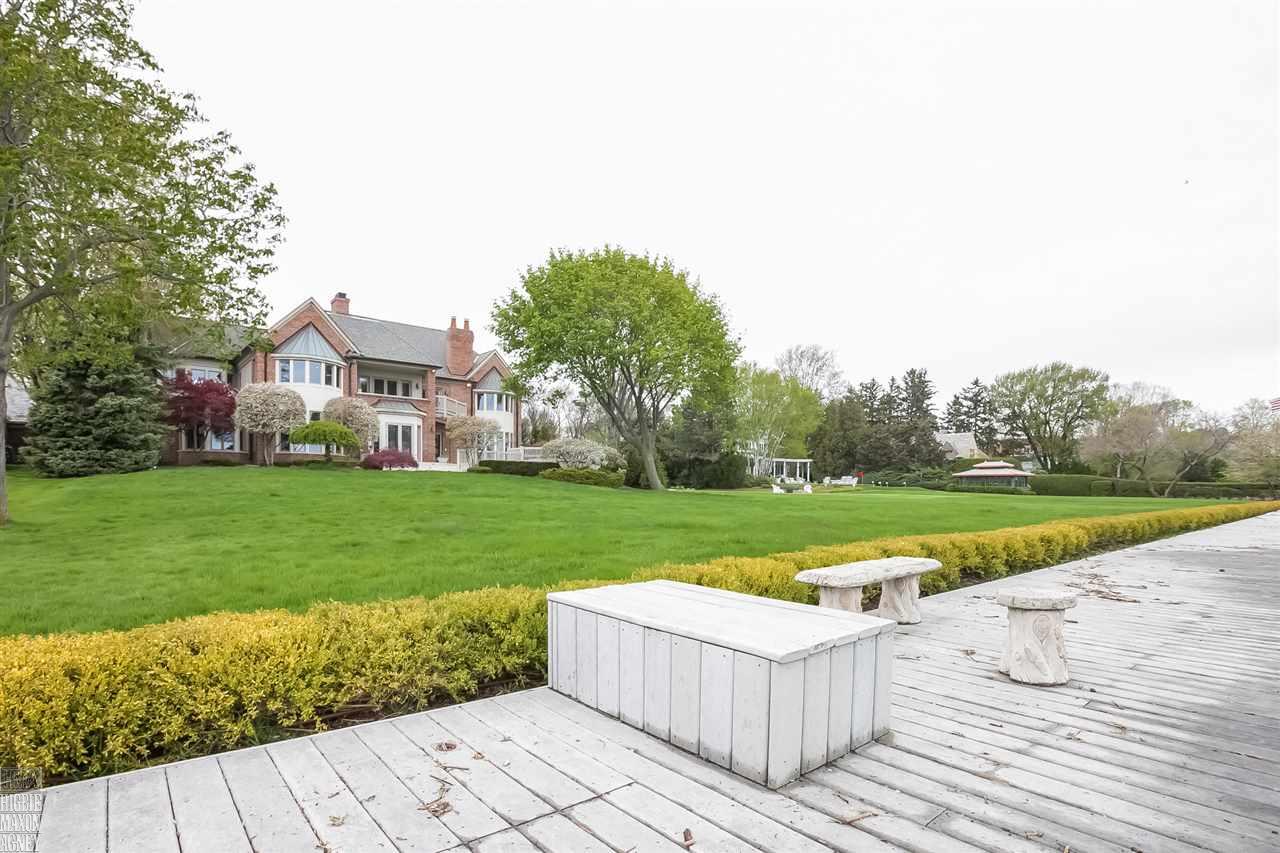 914 Lake Shore Road Grosse Pointe, MI 48236 - Photo 83 of 83 31290716-82.JPG