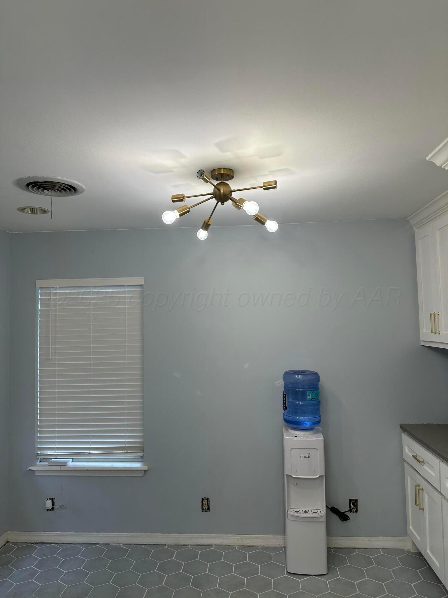 1118 Bellaire Street Amarillo, TX 79106 - Photo 10 of 36 a view of a room with baby toys
