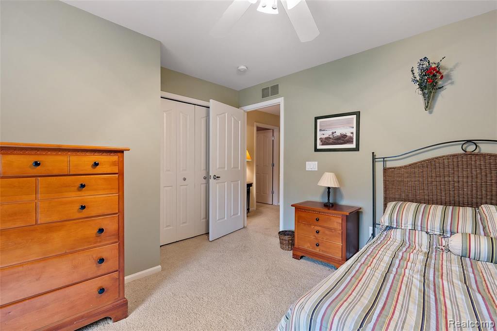 1656 Blushing Court Rochester Hills, MI 48307 - Photo 36 of 48