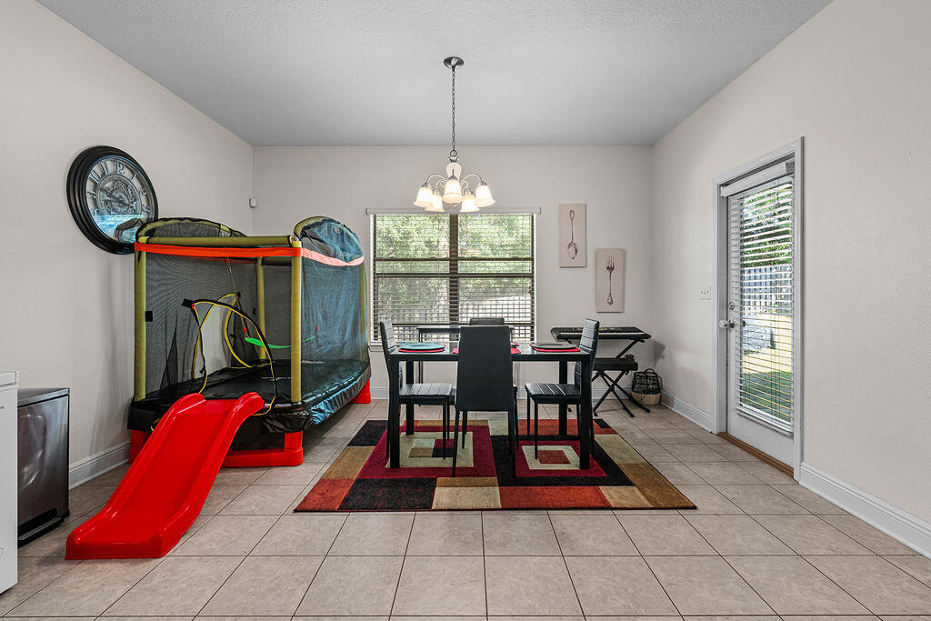 641 Red Fern Road Crestview, FL 32536 - Photo 16 of 33 641RedFernRd-12