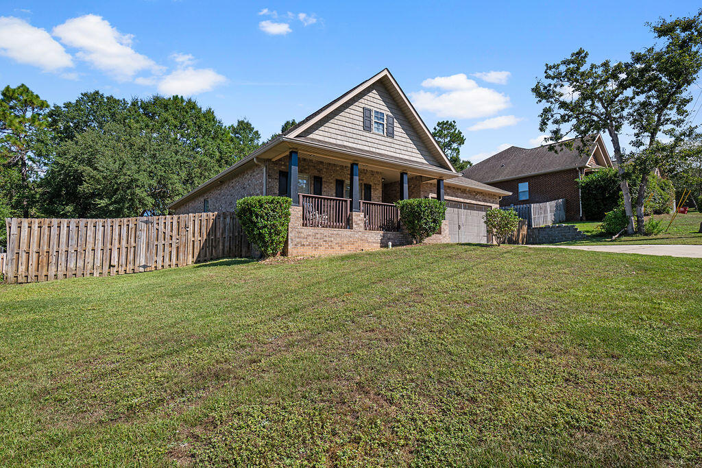 641 Red Fern Road Crestview, FL 32536 - Photo 2 of 33 641RedFernRd-36