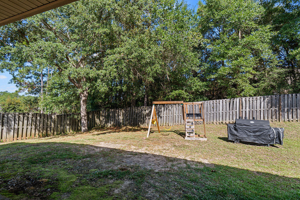 641 Red Fern Road Crestview, FL 32536 - Photo 31 of 33 641RedFernRd-30