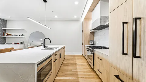 $700,000 | 3125 North Clybourn Avenue, Unit 2N, Chicago, IL 60618