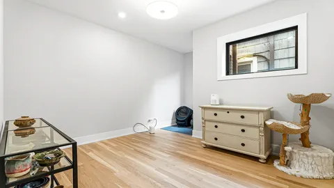 $700,000 | 3125 North Clybourn Avenue, Unit 2N, Chicago, IL 60618